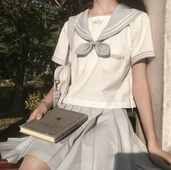 绝代艳星宝莲的一生